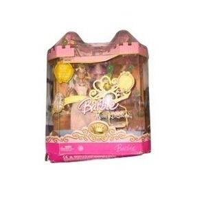 Mattel Barbie Mini Kingdom Princess Anneliese Doll Playset ko842  2005 NIB
